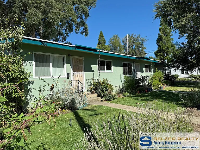204 S Hortense St — Photo 1