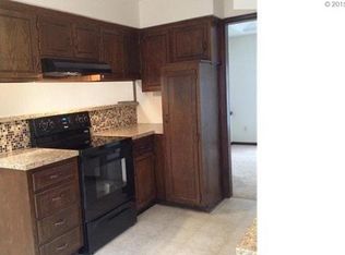 6225 Hallet St, Shawnee, KS 66216