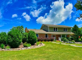 304 Little Cir, Blacksburg, VA 24060