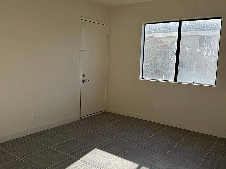 3251 Baldwin Park Blvd #4 — Photo 8