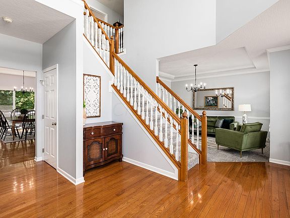 5th image of 7904 Norma Ct