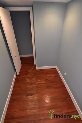 Rented by Clove Realty LLC | media 22