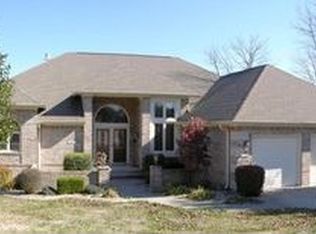 305 Monticello Dr, Greenwood, IN 46142