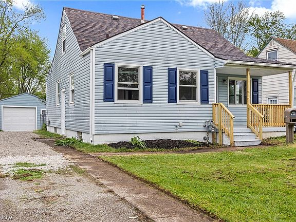 2nd image of 624 Eastern Heights Blvd