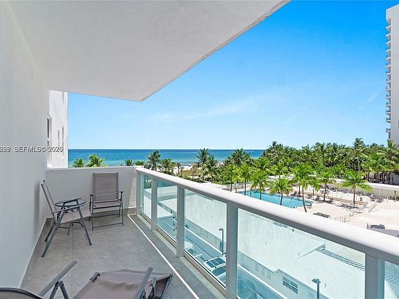 3rd image of 5001 Collins Ave APT 4G