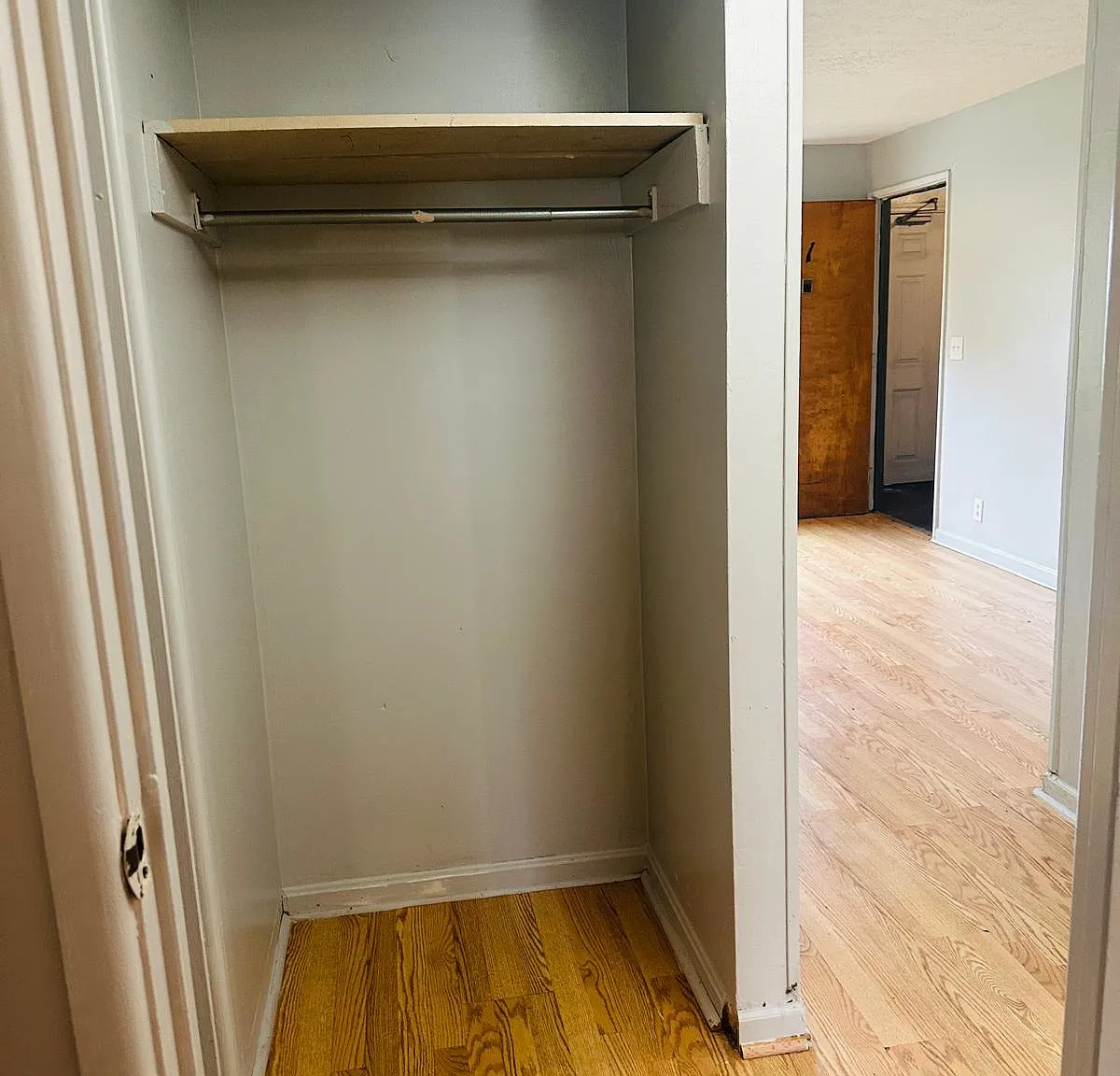 2 bed, 800 sqft, $850 — Photo 2