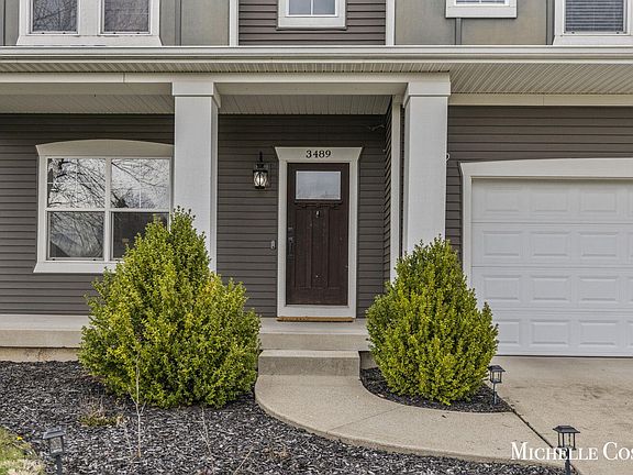 3rd image of 3489 Tearose Dr