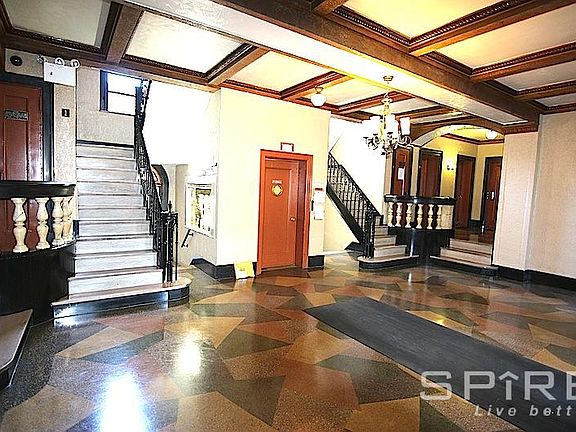 4th image of 3083 29th St APT D2