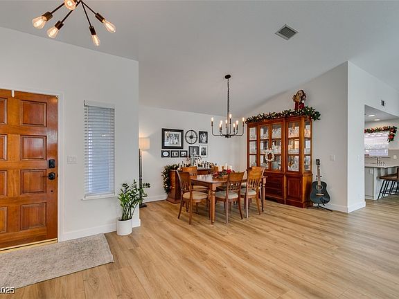 4th image of 1233 Little Sidnee Dr