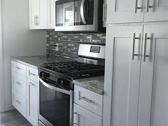 3rd image of 5945 21st St N APT 10