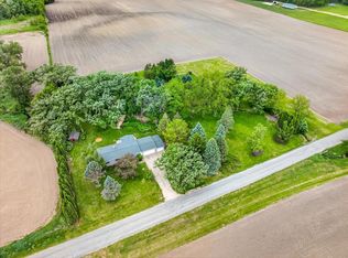 4338 S Schuman Road, Orfordville, WI 53576