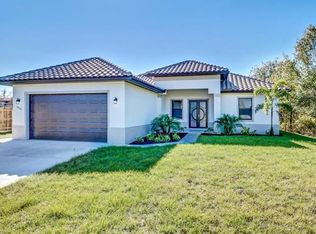 1818 Golden Gate Blvd E, Naples, FL 34117
