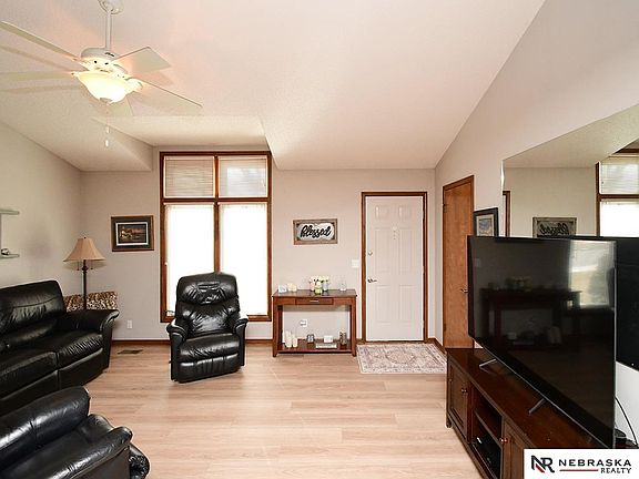 5th image of 2910 Raleigh St