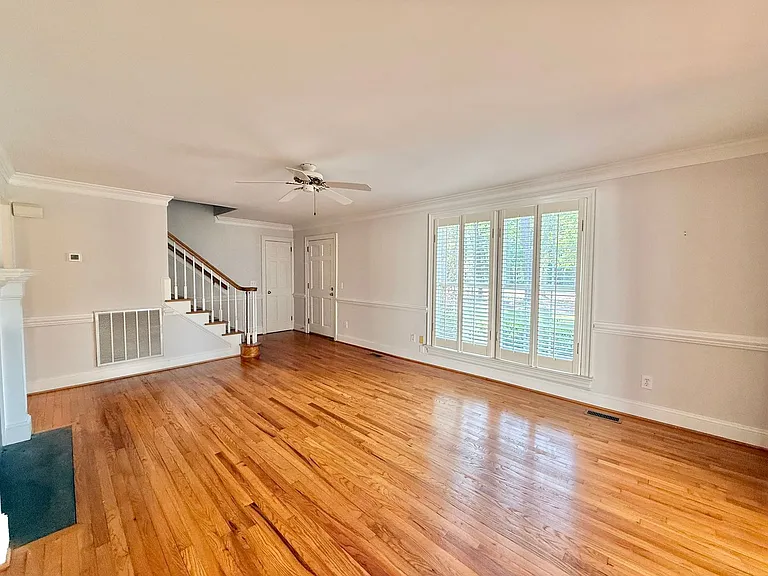 1610 Ridge Rd — Photo 6