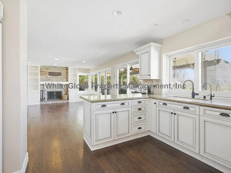 2704 N Vista Heights Ave — Photo 9