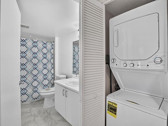 3rd image of 1500 SW 131st Avenue #410N