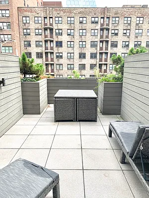 Rented by Stonehenge NYC LLC | media 5