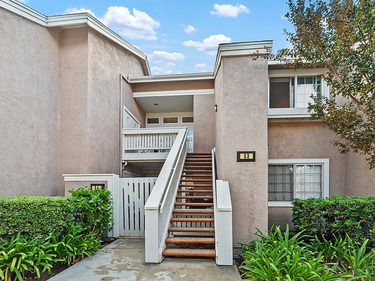 53 Woodleaf — Photo 20