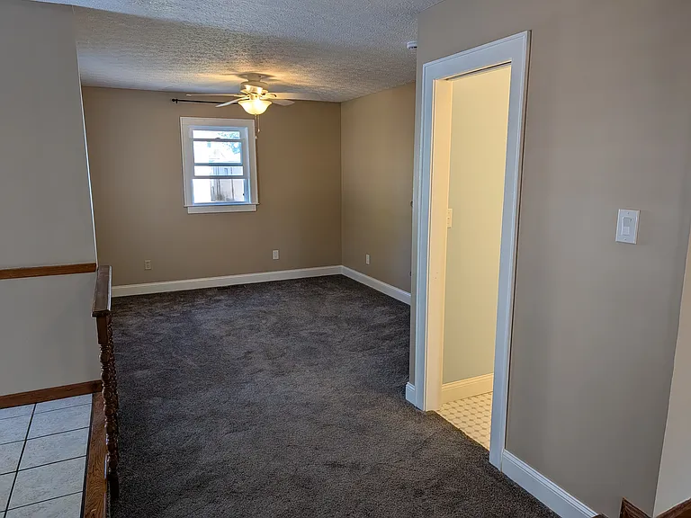 1353 Ashland Ave — Photo 5