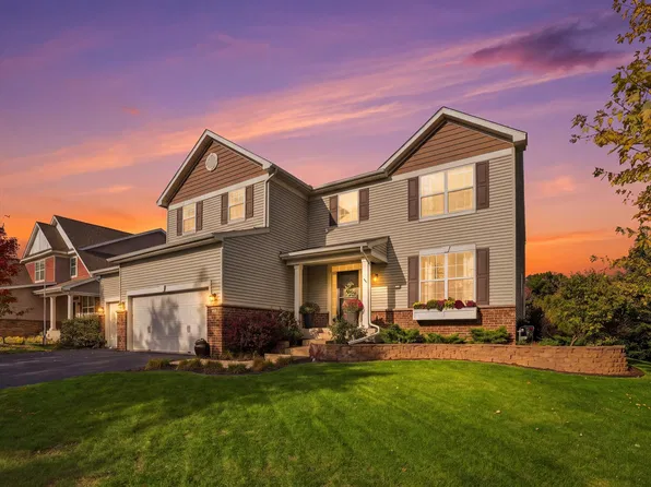 580 Eastgate Pkwy, Mahtomedi, MN 55115