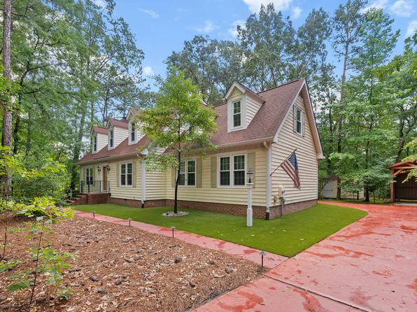 5216 Bridget Dr, Raleigh, NC 27603