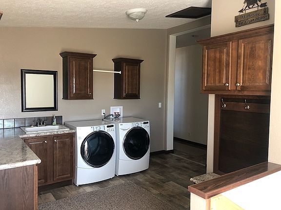 Mud room/Laundry