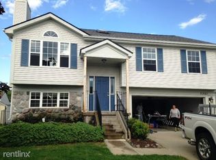 7351 Muirfield Dr, Ypsilanti, MI