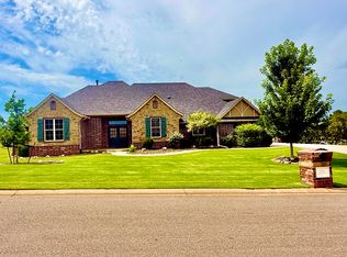 2114 Savona Ln, Edmond, OK 73034