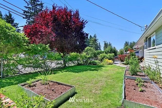 5319 204th St SW — Photo 3