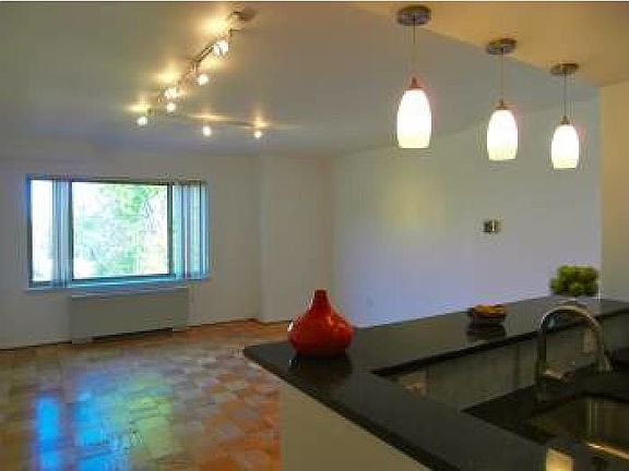 Open kitchen