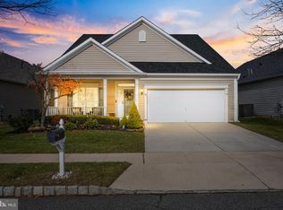 21 Pennington Ct, Delanco, NJ 08075