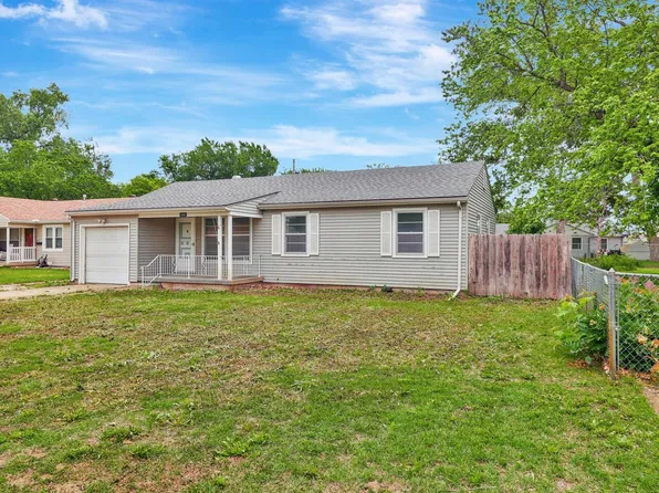 3546 S Southwood Dr, Wichita, KS 67217