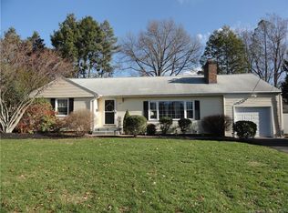 60 Mountain Rd, West Hartford, CT 06107