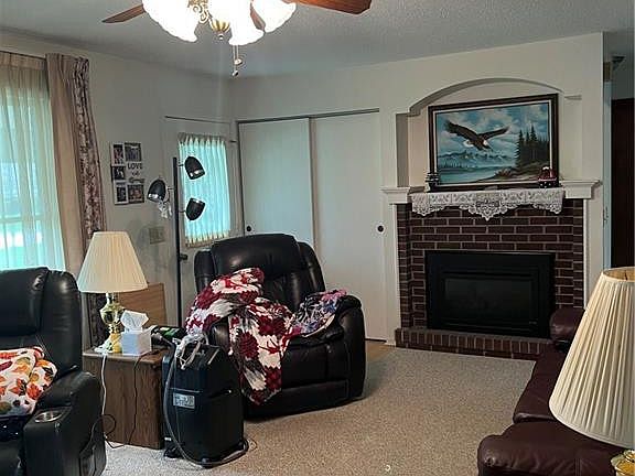 3rd image of 512 Kirk Dr