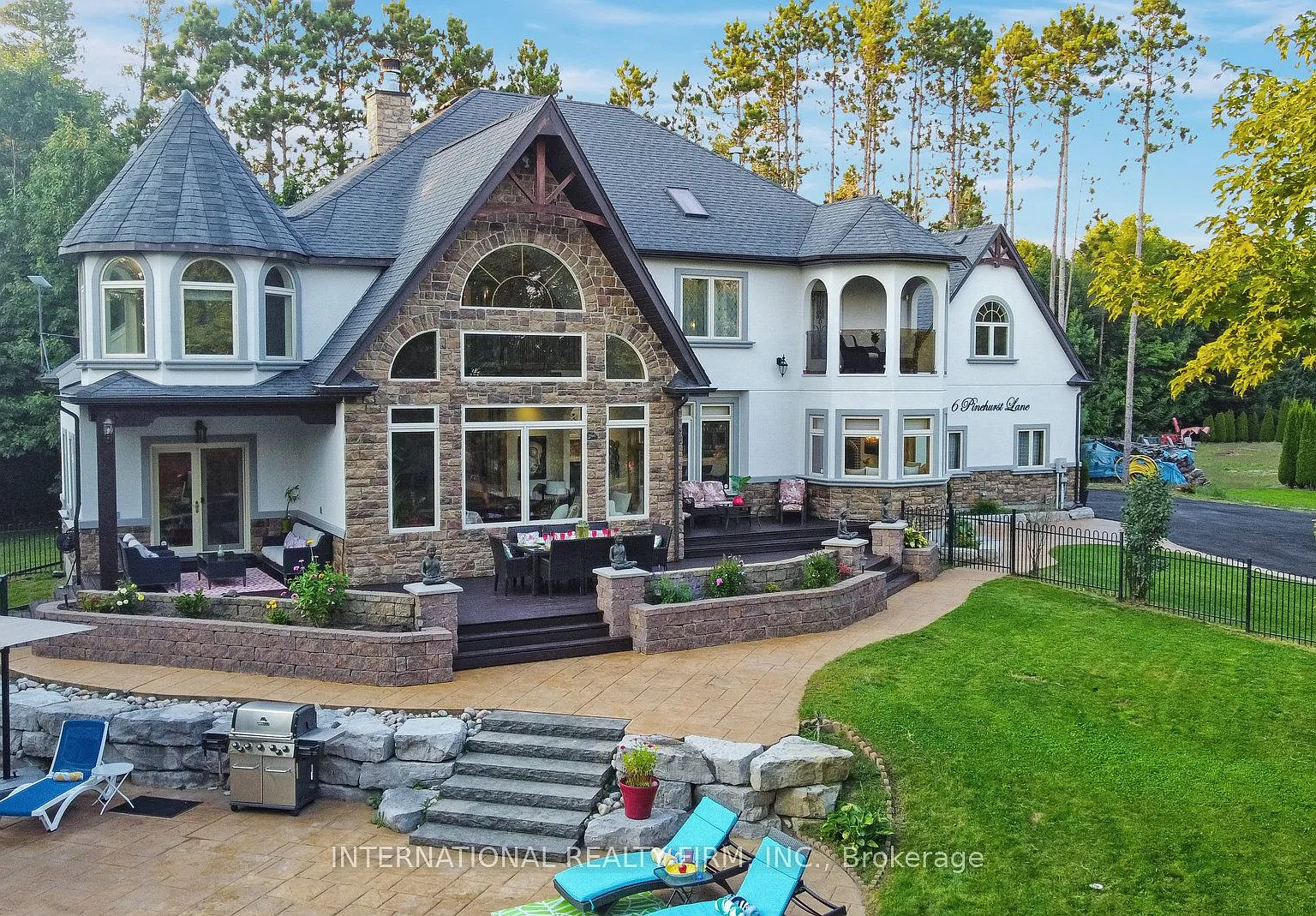 9 bed, $14,990 — Photo 3