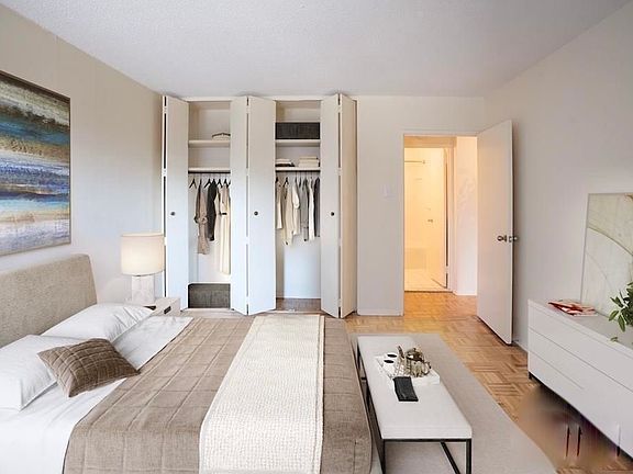 4th image of 221 E 94th St #2A