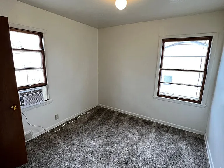 1224 Downtain St — Photo 9