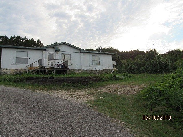 2nd image of 21514 Cherry Hollow Dr