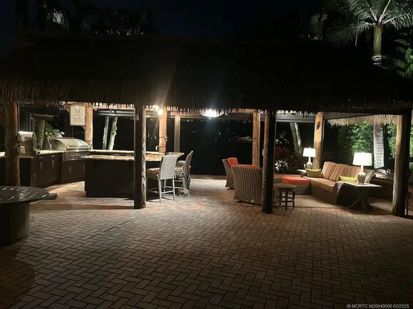 499 NW Boundary Dr, Port Saint Lucie, FL 34986
