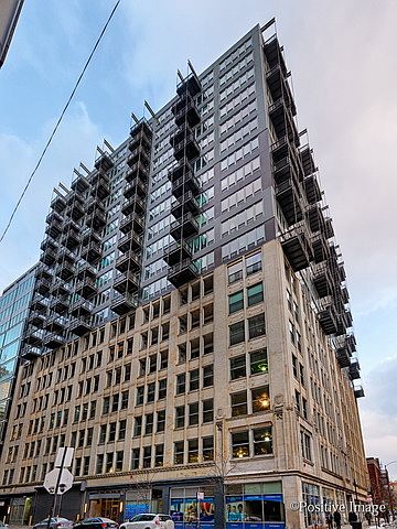 1st image of 565 W Quincy St Unit 607