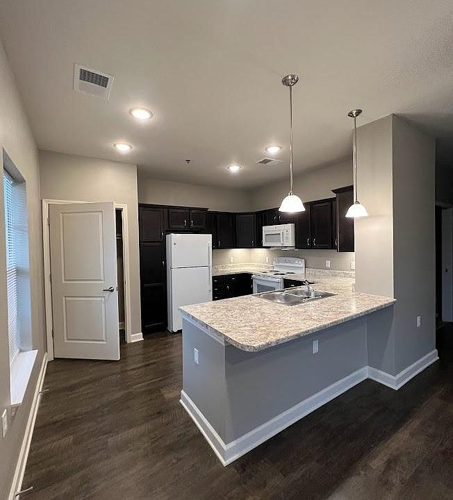 Weatherby Ridge Apartments 809 E Briggs Dr Macon, MO Zillow