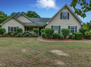 4675 Rabbit Farm Rd, Loganville, GA 30052
