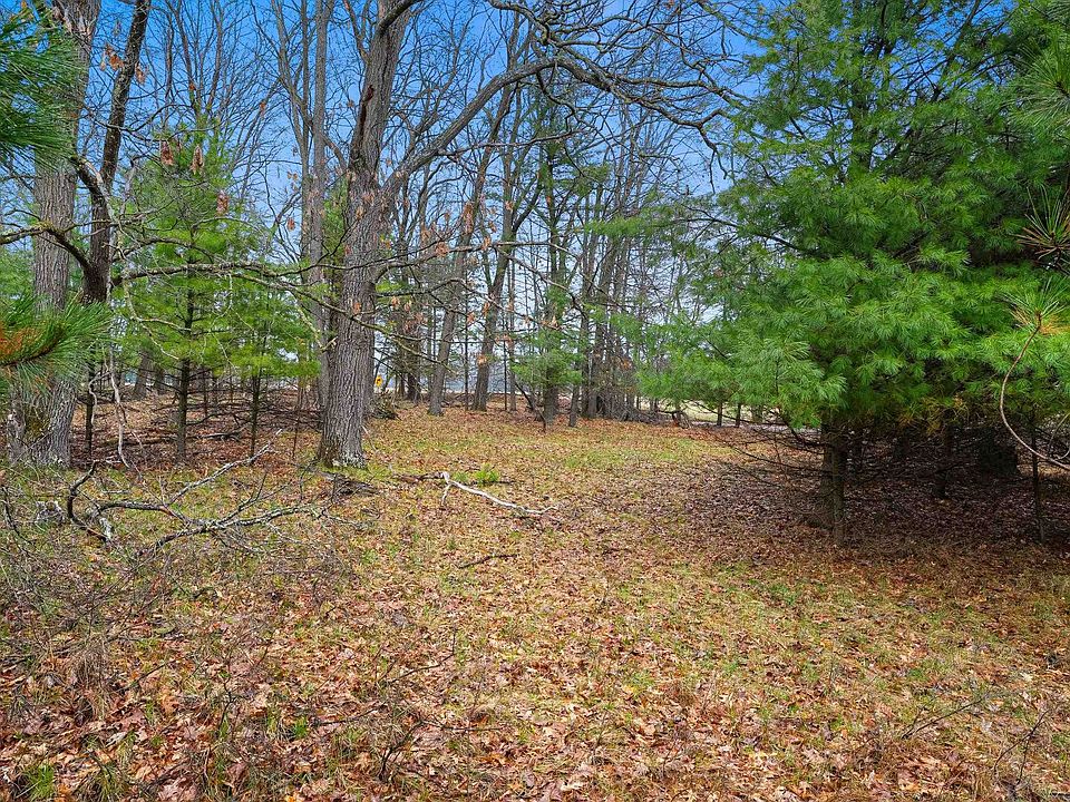 1st image of Russ Mainik Rd #21-22