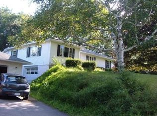 693 Stone Rd, Pittsford, NY 14534