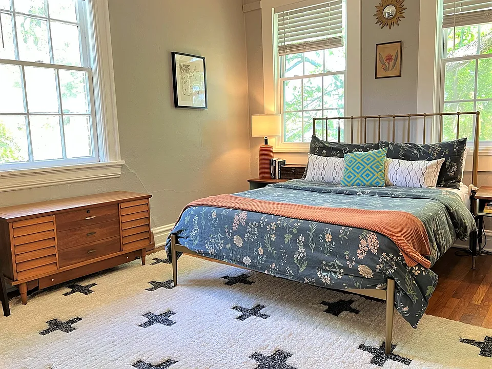 Spacious bedroom