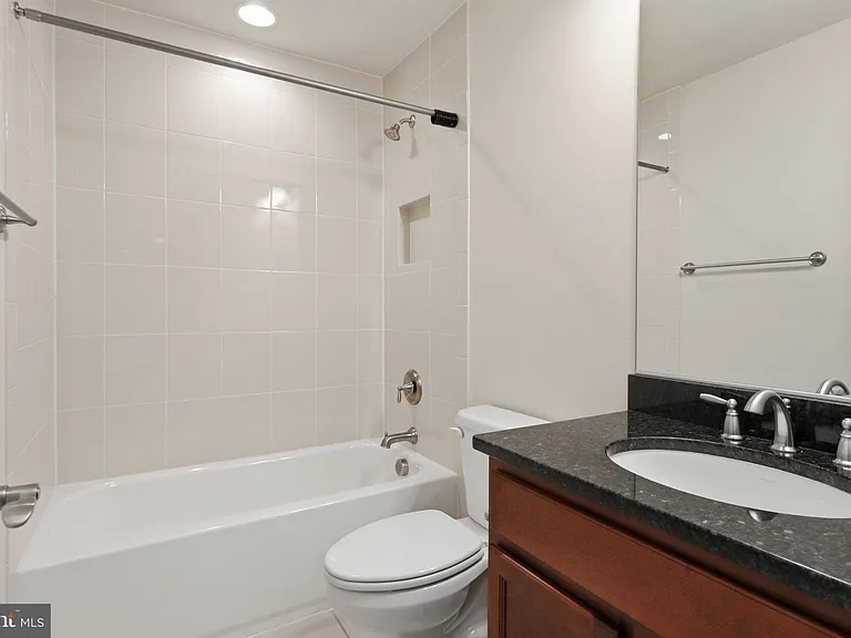 5502 16th St N — Photo 38