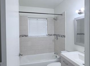 1123 S 14th Pl, Lantana, FL 33462