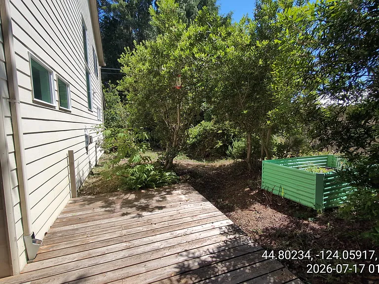 785 Indian Trail Rd — Photo 16