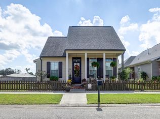 350 Kingston Gdns, Breaux Bridge, LA 70517