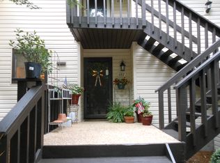 107 Turnwood Ln, Winston Salem, NC 27104